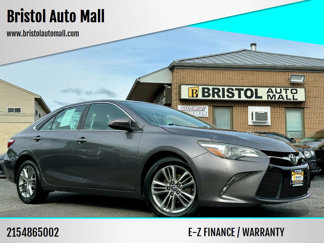 Used 2015 Toyota Camry SE image 1