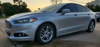 Used 2016 Ford Fusion SE image 1