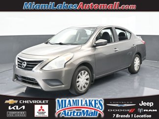 Used 2015 Nissan Versa SV image 1