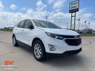 Used 2021 Chevrolet Equinox LS w/ LS Convenience Package image 1
