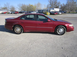Used 2003 Pontiac Bonneville SE image 1