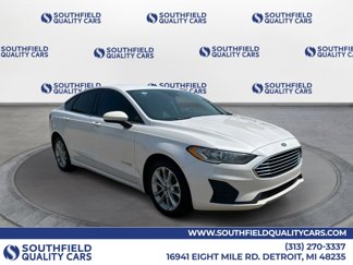 Used 2019 Ford Fusion SE image 1