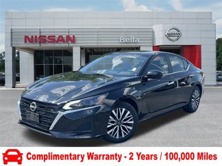 Used 2023 Nissan Altima 2.5 SV image 1