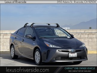 Used 2022 Toyota Prius LE image 1
