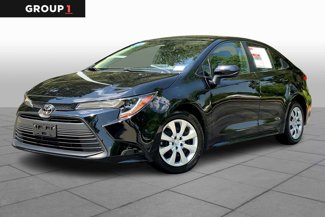 Used 2023 Toyota Corolla LE image 1