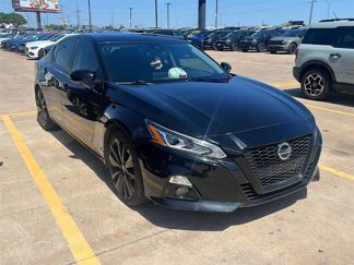 Used 2022 Nissan Altima 2.5 SR w/ Midnight Edition Package image 1