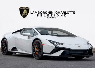Used 2023 Lamborghini Huracan Tecnica image 1