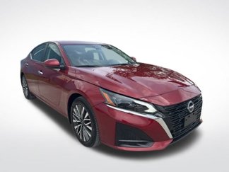 Used 2024 Nissan Altima 2.5 SV w/ SV Premium Package image 1