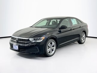Used 2022 Volkswagen Jetta SE image 1