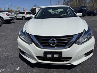 Used 2016 Nissan Altima 2.5 SV image 1