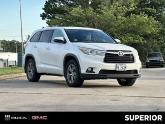 Used 2015 Toyota Highlander Plus image 1