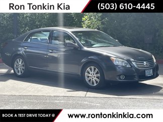 Used 2010 Toyota Avalon Limited image 1