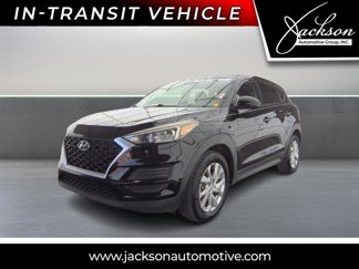 Used 2019 Hyundai Tucson SE image 1