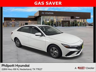 New 2025 Hyundai Elantra SE image 1