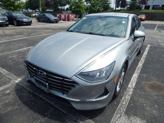 Used 2021 Hyundai Sonata SE image 1