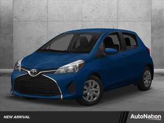 Used 2015 Toyota Yaris L image 1
