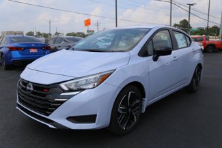 New 2025 Nissan Versa SR w/ Trunk Package image 1