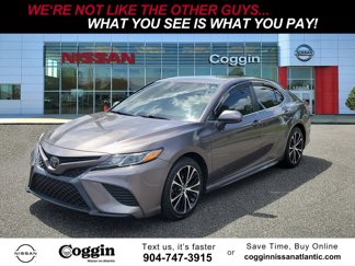 Used 2019 Toyota Camry L image 1