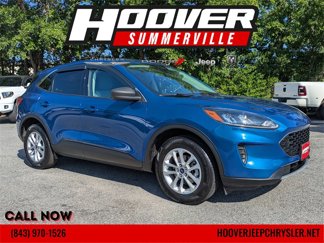 Used 2022 Ford Escape SE image 1