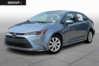 Used 2023 Toyota Corolla LE image 1