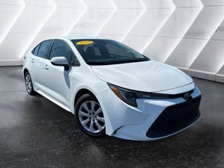 Used 2022 Toyota Corolla LE image 1