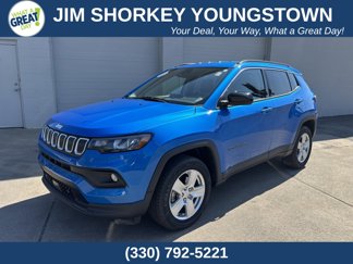Used 2022 Jeep Compass Latitude image 1