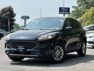 Used 2021 Ford Escape SE image 1