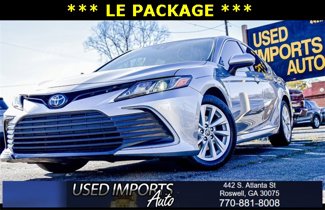 Used 2022 Toyota Camry LE image 1