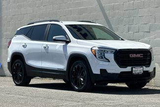 Certified 2022 GMC Terrain SLE w/ Driver Convenience Package image 1