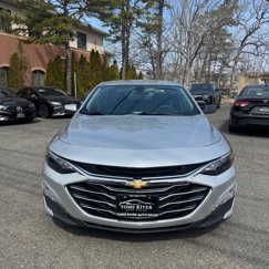 Used 2019 Chevrolet Malibu LT image 1