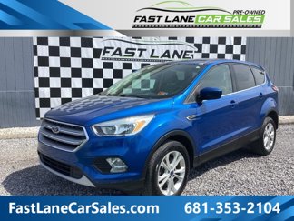 Used 2017 Ford Escape SE image 1