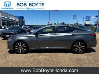 Used 2022 Nissan Altima 2.5 SR image 1