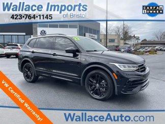 Used 2022 Volkswagen Tiguan SE R-Line image 1