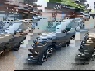 Used 2019 Jeep Cherokee Limited image 1