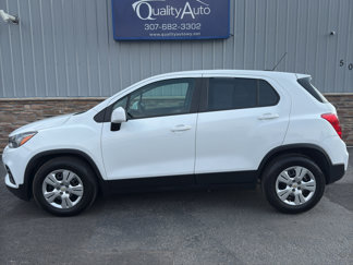 Used 2018 Chevrolet Trax LS image 1