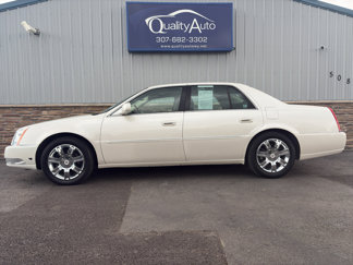 Used 2011 Cadillac DTS Platinum image 1