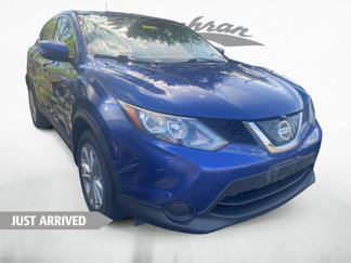 Used 2018 Nissan Rogue Sport S w/ S Appearance Package image 1