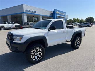 Used 2014 Toyota Tacoma 4x4 Regular Cab image 1