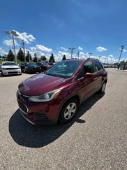 Used 2017 Chevrolet Trax LT w/ Driver Confidence Package image 1