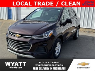 Used 2022 Chevrolet Trax LT w/ Premium Seat Package image 1