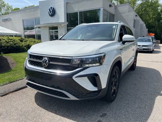Certified 2022 Volkswagen Taos SE w/ Panoramic Sunroof Package image 1