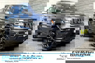 Used 2021 Jeep Grand Cherokee Laredo X image 1