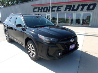 Used 2023 Subaru Outback Premium image 1