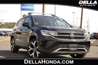 Used 2022 Volkswagen Taos SEL image 1