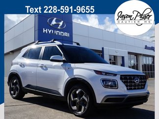 Used 2023 Hyundai Venue SEL video 1