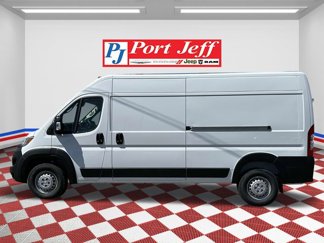 New 2024 RAM ProMaster 2500 w/ Convenience Group image 1