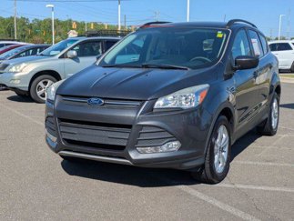 Used 2015 Ford Escape SE w/ Equipment Group 201A image 1