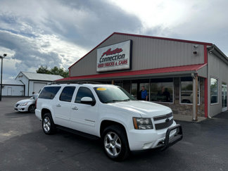 Used 2012 Chevrolet Suburban LT image 1