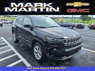Used 2025 Jeep Compass Latitude image 1