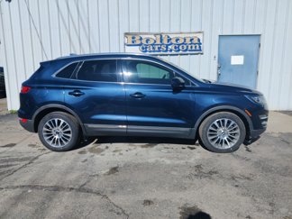 Used 2017 Lincoln MKC Reserve image 1